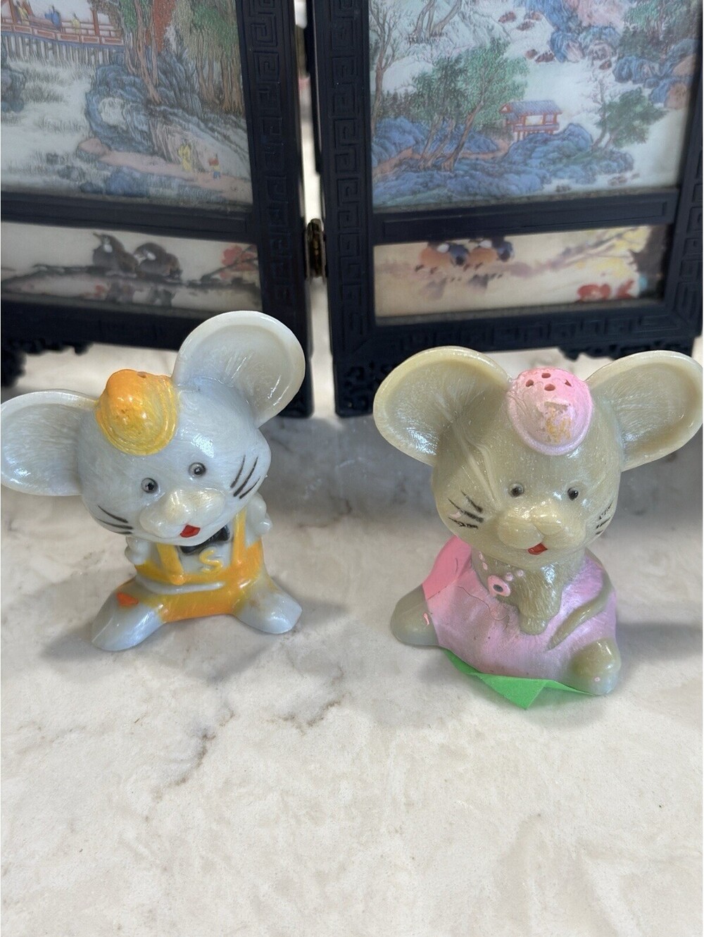 Vintage Mouse Salt And Pepper Shakers Made Out Of Plastic 1950s 2.50” EUC